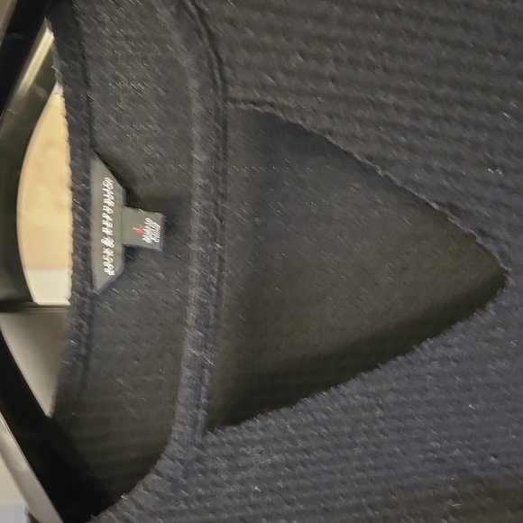 Rock & Republic  Peek a Boo Sweater - Picture 2 of 2